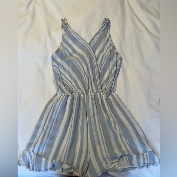 Blue and white romper. - Picture 1 of 2